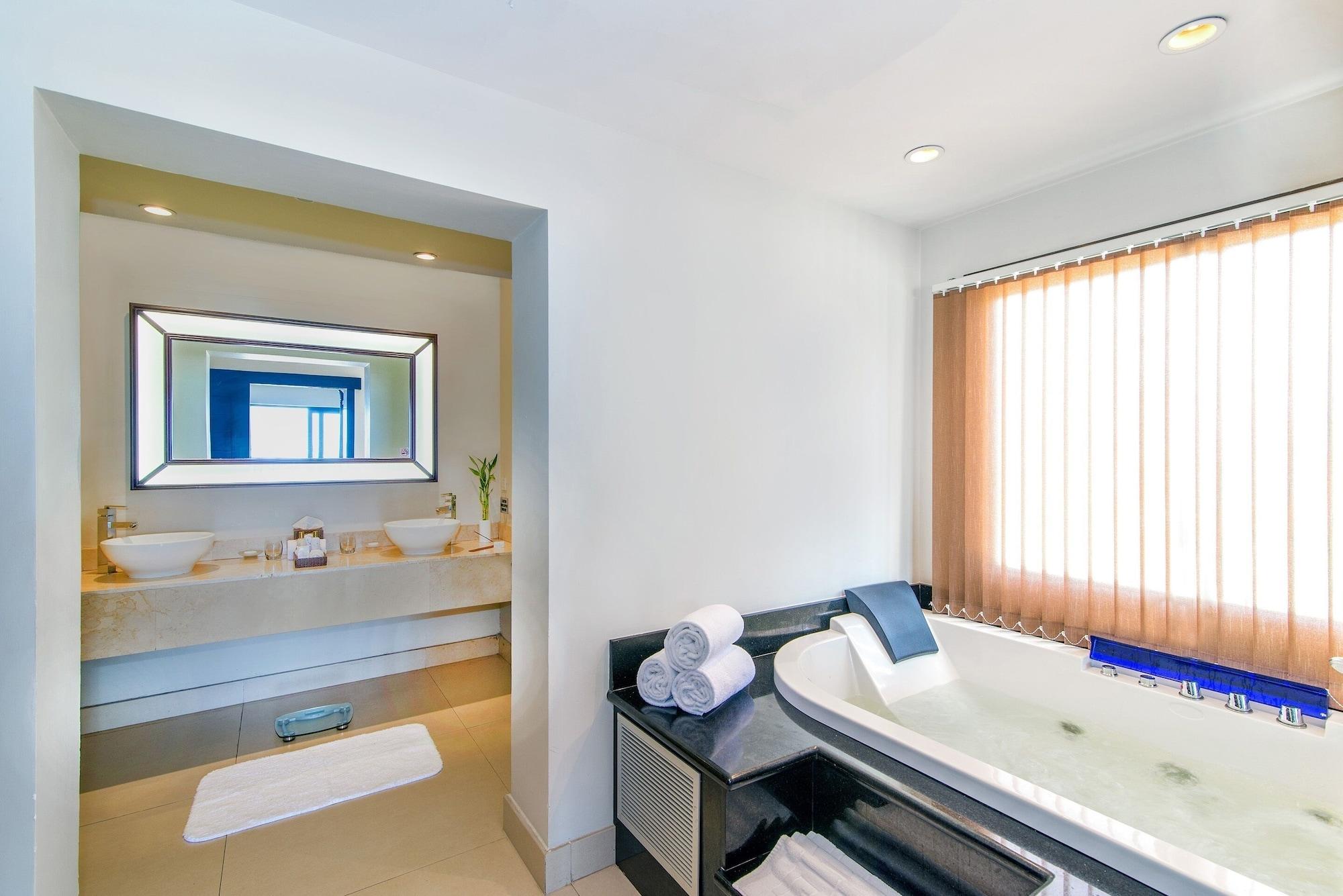 Secrets St. James (Adults Only) Montego Bay Buitenkant foto