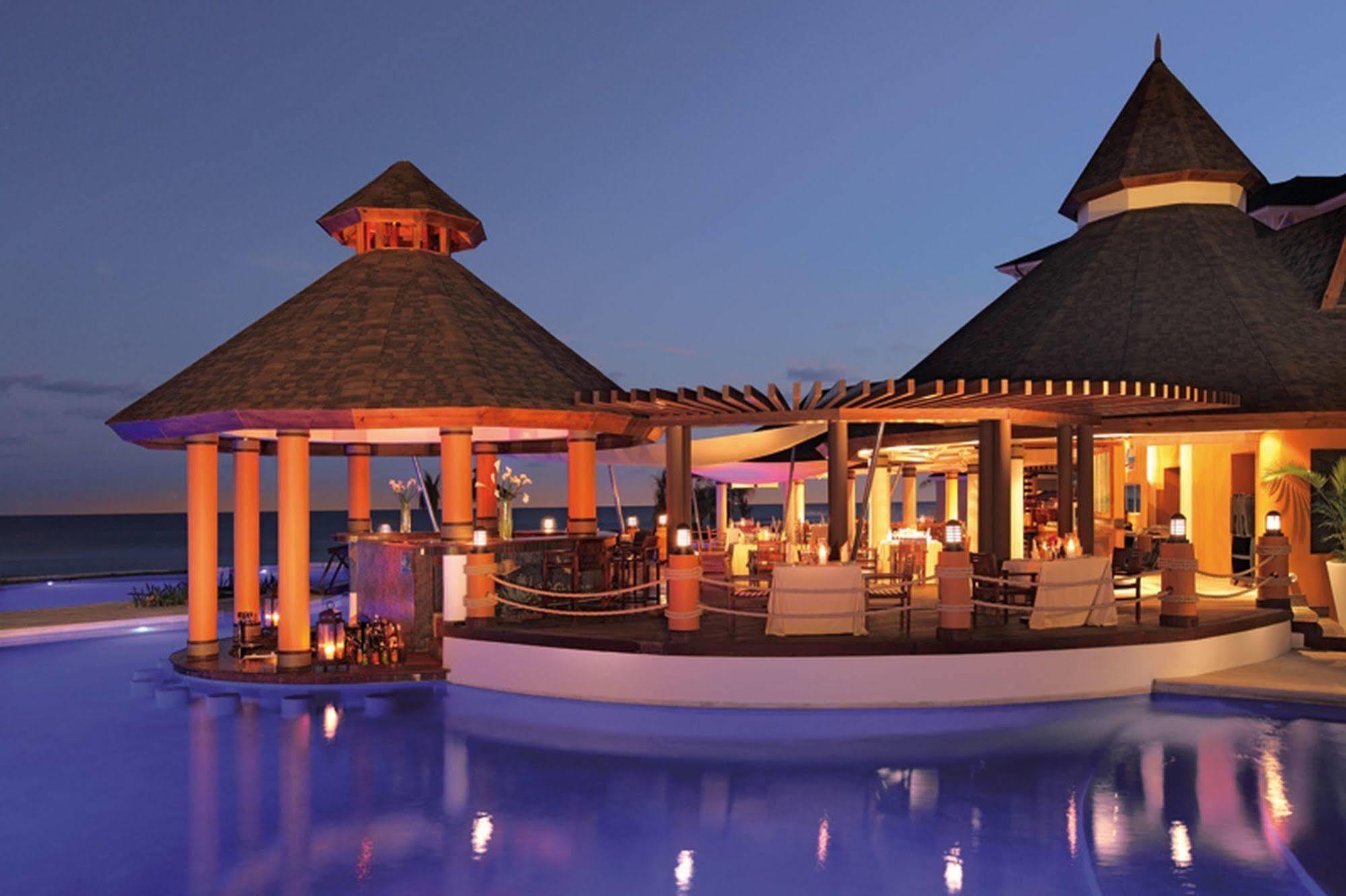 Secrets St. James (Adults Only) Montego Bay Buitenkant foto