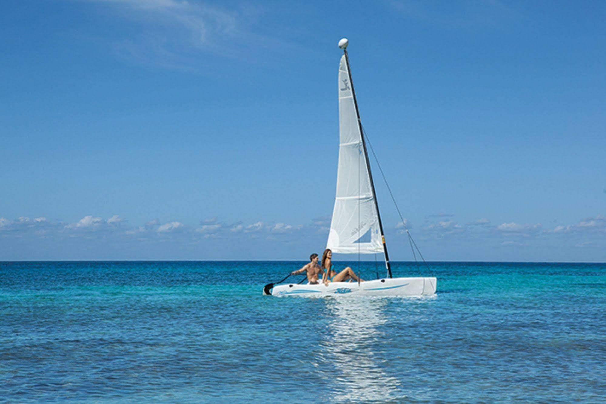 Secrets St. James (Adults Only) Montego Bay Buitenkant foto