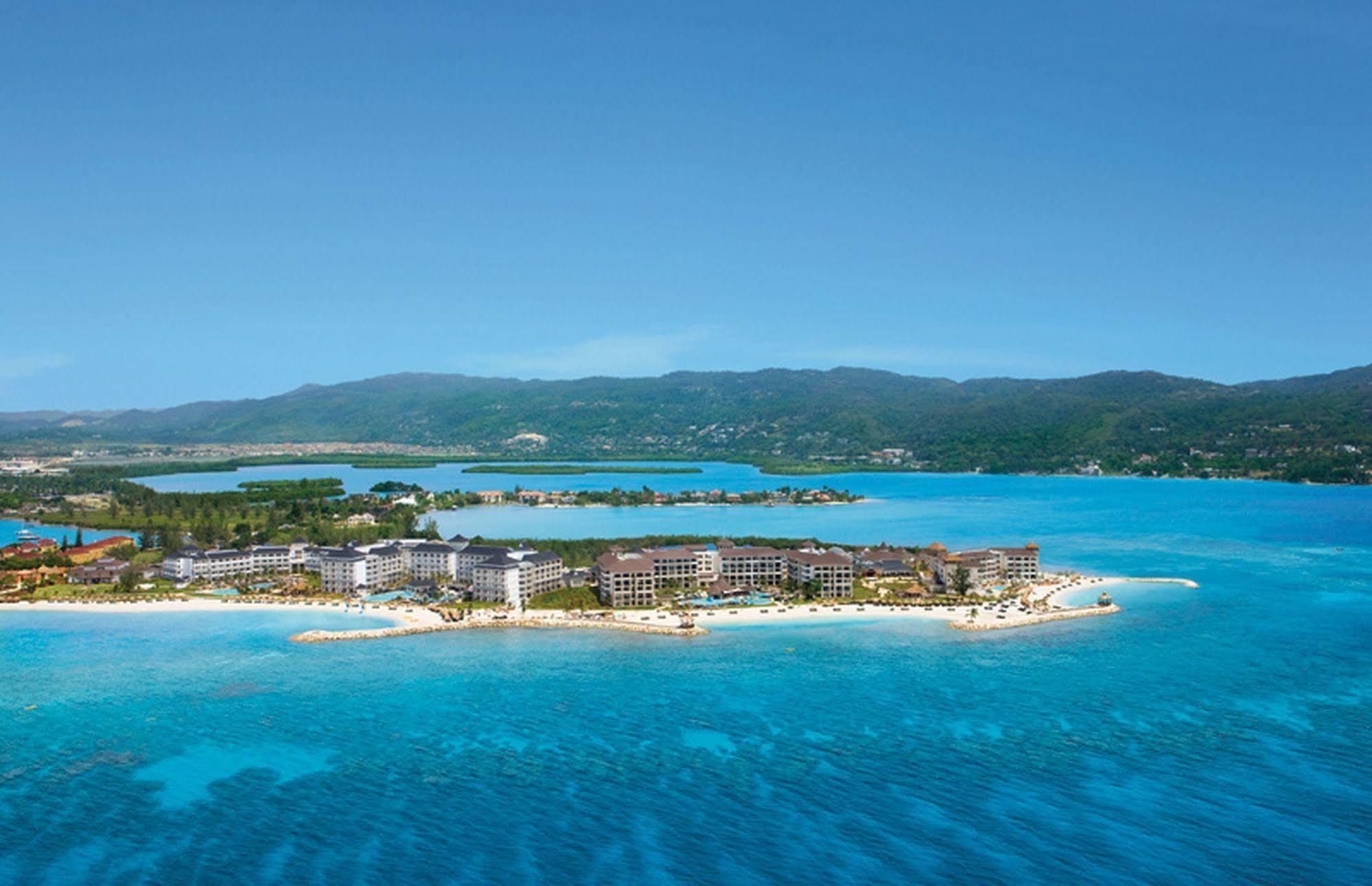 Secrets St. James (Adults Only) Montego Bay Buitenkant foto
